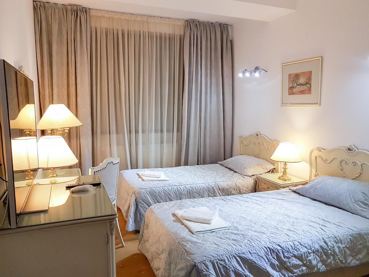 Cazare Fundeni Medlife Bucarest Extérieur photo